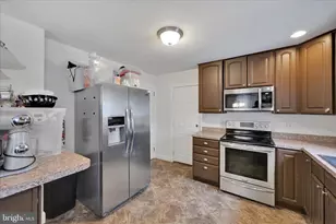 1611 Elk Ave, Pottsville, PA 17901 - Photo 6