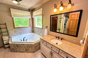 64 Algonquin Dr, North Union Township, PA 18202 - Photo 26