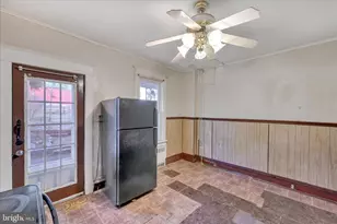 209 S Schuylkill Ave, Shenandoah, PA 17976 - Photo 14