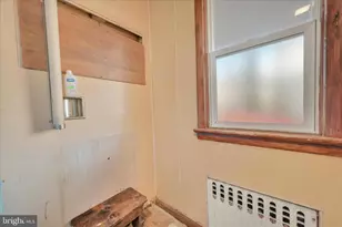 209 S Schuylkill Ave, Shenandoah, PA 17976 - Photo 20
