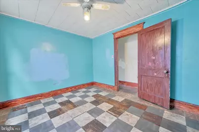 209 S Schuylkill Avenue, Shenandoah, PA 17976 - Photo 18