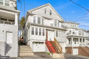 209 S Schuylkill Ave, Shenandoah, PA 17976 - Photo 6