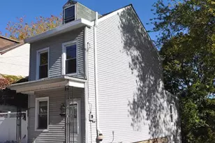 646 N 2nd St, Pottsville, PA 17901 - Photo 2
