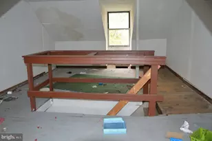 646 N 2nd St, Pottsville, PA 17901 - Photo 8