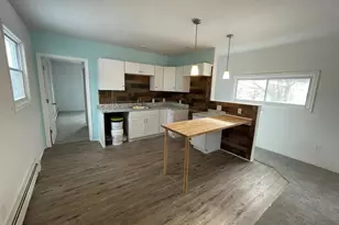 117 Chestnut St, Saint Clair, PA 17970 - Photo 8