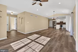 2021 Evergreen Dr, Tamaqua, PA 18252 - Photo 8