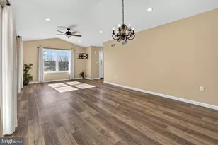 2021 Evergreen Dr, Tamaqua, PA 18252 - Photo 16