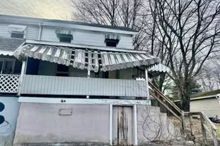 20 Bull Run St, Coaldale, PA 18218 - Photo 4