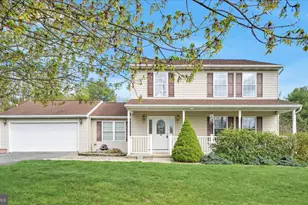 1865 and 1864 Buckaroo Dr, Auburn, PA 17922 - Photo 2