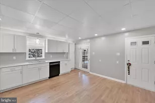 218 Oak St, Minersville, PA 17954 - Photo 14