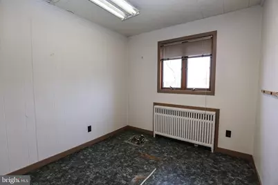 2042 Mahantongo Street, Pottsville, PA 17901 - Photo 14