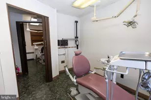 2042 Mahantongo St, Pottsville, PA 17901 - Photo 20