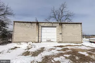 2042 Mahantongo St, Pottsville, PA 17901 - Photo 46