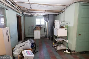 2042 Mahantongo St, Pottsville, PA 17901 - Photo 24