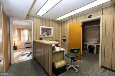 2042 Mahantongo Street, Pottsville, PA 17901 - Photo 8