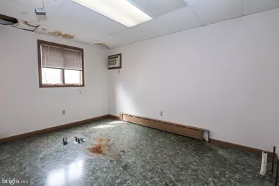 2042 Mahantongo Street, Pottsville, PA 17901 - Photo 22