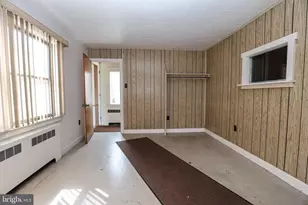 2042 Mahantongo St, Pottsville, PA 17901 - Photo 6