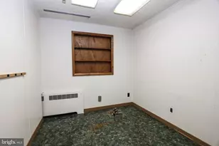 2042 Mahantongo St, Pottsville, PA 17901 - Photo 16