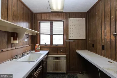 2042 Mahantongo Street, Pottsville, PA 17901 - Photo 10