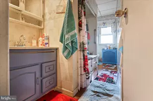 1208 W Norwegian St, Pottsville, PA 17901 - Photo 16