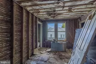 620 W Bacon St, Pottsville, PA 17901 - Photo 8