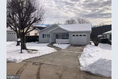 612 Canal Drive, Pine Grove, PA 17963 - Photo 1