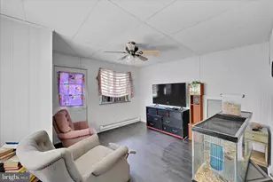 237 S Chestnut St, Shenandoah, PA 17976 - Photo 16