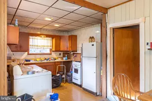 435 Hotel St, Pottsville, PA 17901 - Photo 10