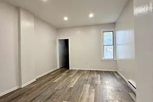 918 W Walnut St, Ashland, PA 17921 - Photo 4