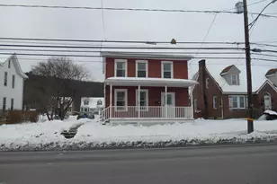 89 N Tulpehocken St, Pine Grove, PA 17963 - Photo 2