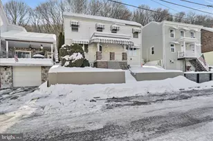 20 W Savory St, Pottsville, PA 17901 - Photo 6