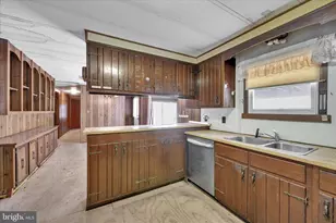 283 Pleasant Valley Rd, New Ringgold, PA 17960 - Photo 12