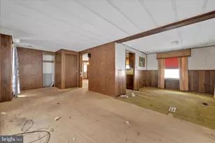 283 Pleasant Valley Rd, New Ringgold, PA 17960 - Photo 8