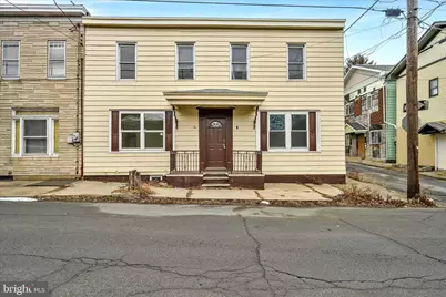17 E Cherry Street, Shenandoah, PA 17976 - Photo 1