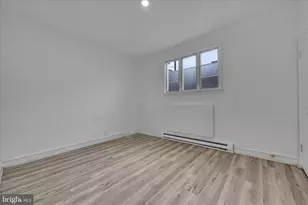 17 E Cherry St, Shenandoah, PA 17976 - Photo 12