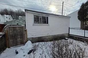 426 Centre St, Ashland, PA 17921 - Photo 12