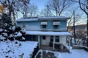 324 N 7th St, Pottsville, PA 17901 - Photo 2