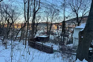 324 N 7th St, Pottsville, PA 17901 - Photo 12