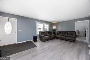 12 Sajer Rd, Pottsville, PA 17901 - Photo 4