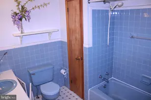 548 Willow, Pottsville, PA 17901 - Photo 8