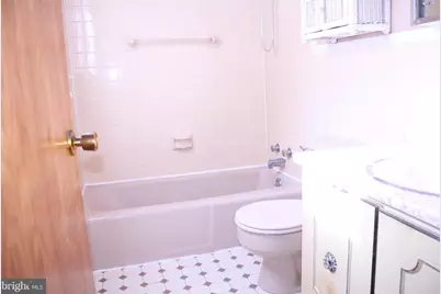 548 Willow, Pottsville, PA 17901 - Photo 12