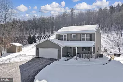 72 Evergreen Drive, New Ringgold, PA 17960 - Photo 1