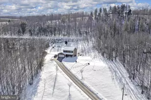 72 Evergreen Dr, New Ringgold, PA 17960 - Photo 4