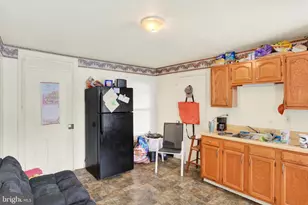 159 N Tulpehocken St, Pine Grove, PA 17963 - Photo 2