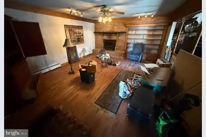 12 N Market Street, New Ringgold, PA 17960 - Photo 20