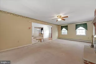 19 Fox Hollow Rd, Pottsville, PA 17901 - Photo 10