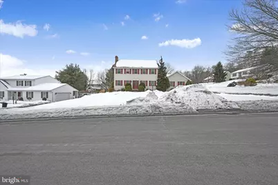 19 Fox Hollow Road, Pottsville, PA 17901 - Photo 2