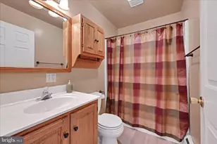 19 Fox Hollow Rd, Pottsville, PA 17901 - Photo 30