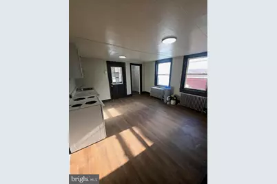 758 W Walnut Street, Pottsville, PA 17901 - Photo 4