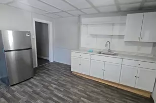 758 W Walnut St, Pottsville, PA 17901 - Photo 8